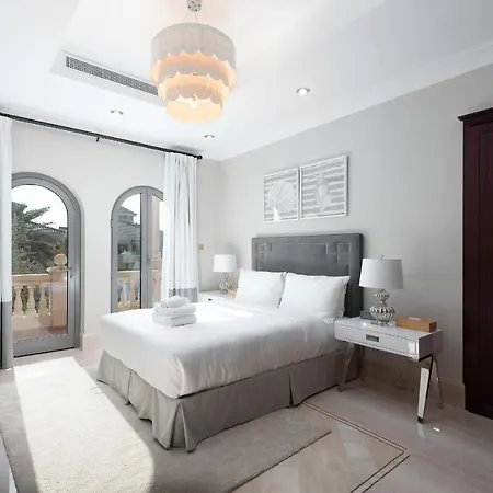 Maison Privee - Palm Jumeirah Beach Front Xl Villa With Private Pool Dubai Exterior photo