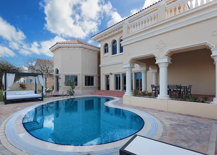 Maison Privee - Palm Jumeirah Beach Front Xl Villa With Private Pool