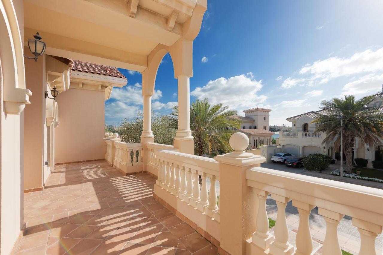 Villa Maison Privee - Palm Jumeirah Front Xl With Private Pool *
