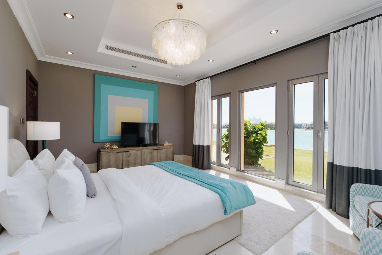 Maison Privee - Palm Jumeirah Front Xl With Private Pool Villa Dubaï